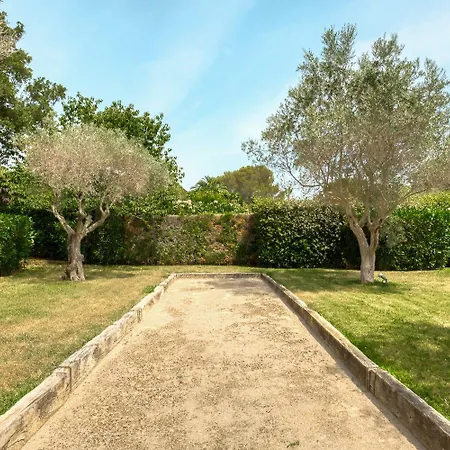 Capilla, Sea View